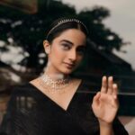 Namitha Pramod Instagram - These graceful glitters from @ttdevassy are never going to end! 'Coz aren't diamonds forever? I truly rediscovered elegance with the Divo Diamond Statements from TT Devassy Jewellery, Kunnamkulam. #ttdevassy #ttdevassyjewellery #myTTDstory #kunnamkulam Stylist : @asaniya_nazrin Photography : @vaffara_ Makeup & Hair : @unnips Coordination: @asaniya_nazrin Outfit: @_susan_lawrence_ Location : @alphaoldcourthouse Photography team : @vishnu_sivaji_ @rjrej Post Production : @iamvysak Video Editor : @sravan.here Styling Team : @amritha_lakshmi__