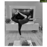 Namitha Pramod Instagram - Back to basics ✨ #instagood #picoftheday #fitness #happiness #instagram #blacksndwhite #soul #body