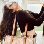 Namitha Pramod Instagram - ✨ #reels #glitters #selflove #reelsinstagram #reels #reelitfeelit #trendingreels #réel #motivation #beyourself #she #reelsvideo
