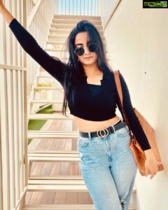 Namitha Pramod Instagram - I say dress to please yourself.Listen to your inner muse and take a chance.Wear something that says 'HERE I’M TODAY’ ☀️

#everybodyisbeatiful

Loving your bag: @alankrit.in