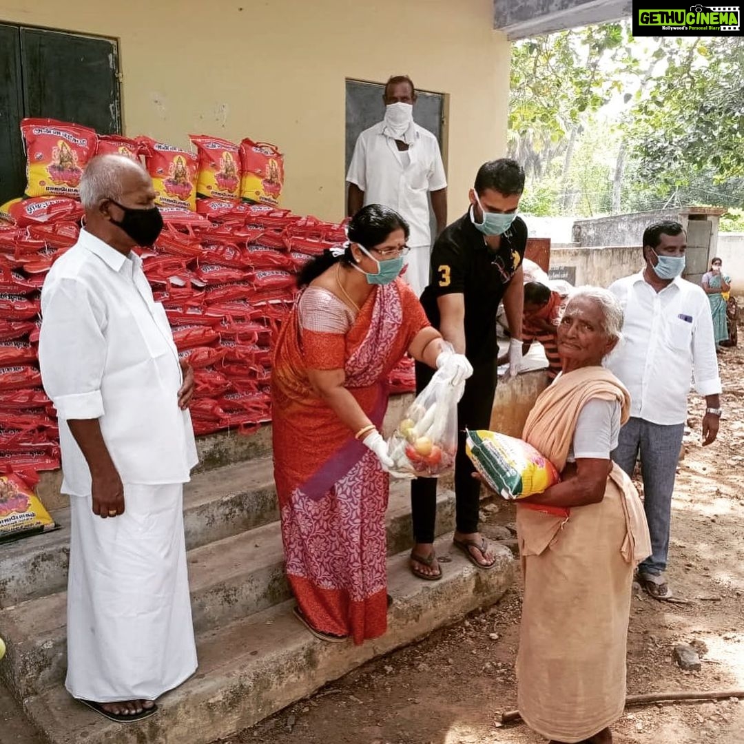 Nandha Durairaj Instagram - #peacetoday..distributed essential needs for 1 month to 250 families in our village..