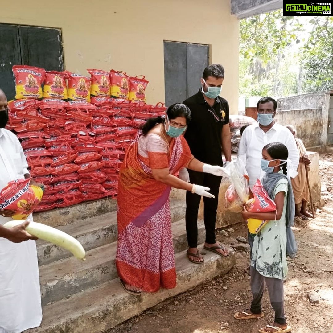 Nandha Durairaj Instagram - #peacetoday..distributed essential needs for 1 month to 250 families in our village..