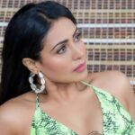 Nandini Rai Instagram - Don't set sail on someone else's star #pics #earrings #photographylovers #styles Gulmarg, Kashmir