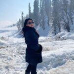 Nandini Rai Instagram - "I love the scents of winter! For me, it's all about the feeling you get when you smell pumpkin spice, cinnamon, nutmeg, gingerbread and spruce." #travel #winter #travelblogger #live Gulmarg Gondola 2nd Point