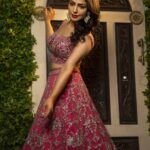 Nandini Rai Instagram - You can only come to the morning through the shadows. Photography :@chinthuu_klicks Outfit : @sashivangapallicouture Jewelry : @pmj_jewels Makeup: @deepikakarnanimakeovers Hair stylist : @hairstyleby_vamsi styled: @sushmitha_bommidi Assisted by :@hamitha_dekka Location : @themayabazar #goodmorning #shadow #photoshoot #jewellery #elegant