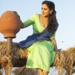 Nandini Rai Instagram - The soul of India lives in its villages..... Photo click : @chinthuu_klicks Makeup: @deepikakarnanimakeovers Hair stylist : @hairstyleby_vamsi styled: @sushmitha_bommidi Assisted by :@hamitha_dekka Location : @themayabazar #village #soul #india #lifestyle #traditional