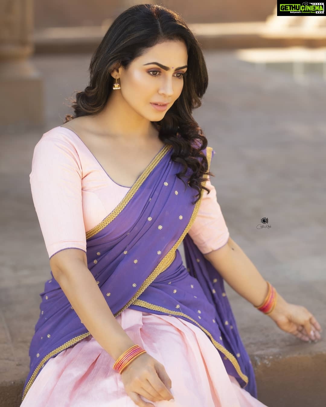 Nandini Rai Instagram - Wishing you all a Happy women's day... #traditional #happywomensday #india #tollywood #film
