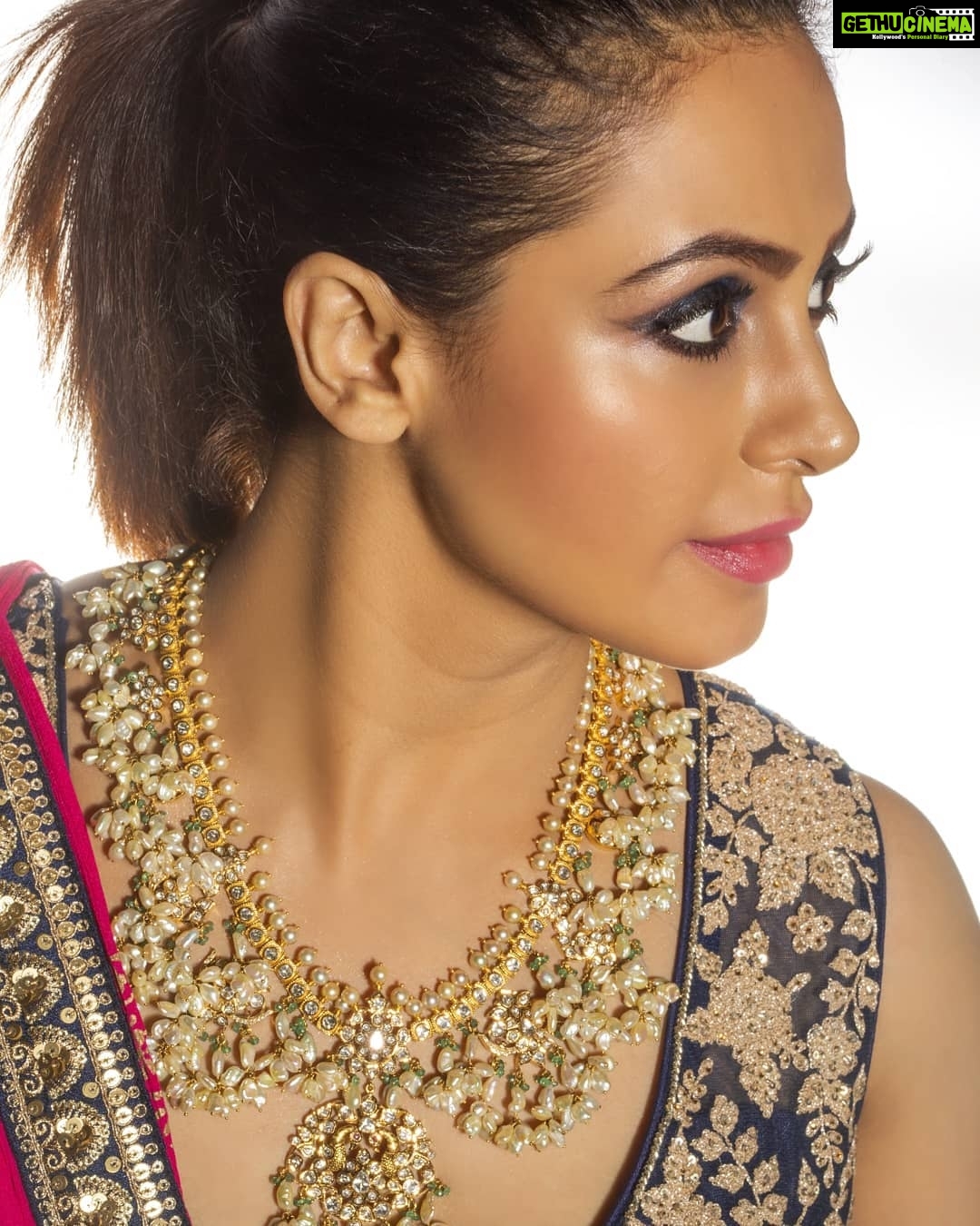Nandini Rai Instagram - As You Like It. ... #jewelry #gold #photooftheday #pic
