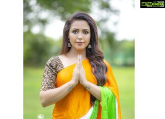 Nandini Rai Instagram - A right no one can take away from me. Happy 73rd Independence Day. Salute to our great nation. A day to remember the greatness of our nation and sacrifices made by freedom fighters. Costume : @girls_planet999 Photo click : @chinthuu_klicks Jewellery : @kalasha_finejewels Makeup: @nookesh.malla Hair stylist : @srinu_hairstylist Place : @thefotogarage #independenceday #73independenceday #freedom The Foto Garage
