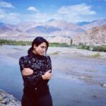 Nandini Rai Instagram - In the arms of nature….. #nofilter #naturephotography #mountains #trekking #leh #nandinirai The Indus River Camp