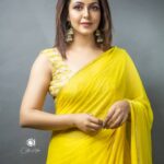 Nandini Rai Instagram - I think a woman looks best in a sari.@kajol #saree #celebrity #yellow #1
