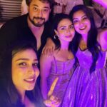 Nandini Rai Instagram – It was an happy evening on the occasion of @iam_bhanusri birthday… met all of them and cherished our days spent together….
#bigboss #birthday #party #friendship #love