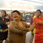 Nandita Das Instagram – Such sad news. Her contribution to Hindi films has been enormous. I had the pleasure of working with Sarojji just once, for a Spanish film. She showered me with so much love that I can never forget her warmth and grace. And what a teacher she was! 🙏 🙏

 #SarojKhan
