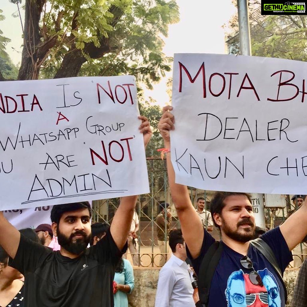 Nandita Das Instagram - Haven’t seen such a protest in Mumbai! From all walks of life. Packed. Charged. #indiaagainstcab August Kranti Maidain