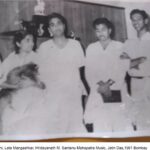 Nandita Das Instagram – My father found these! #Memories #Latamangeshkar