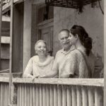 Nandita Das Instagram - Thanks Samira @cntravellerindia for making me revisit #Manto’s Bombay after so many months. It was doubly special to do the walk with Manto’s daughter, Nusrat Jalal and her husband Shahid Jalal. So beautifully captured in words and images. Link : https://tinyurl.com/CNTMANTO @mantofilm @viacom18motionpictures @hp_india @nawazuddin._siddiqui @rasikadugal @tahirrajbhasin @magiciffilms #filmstoc