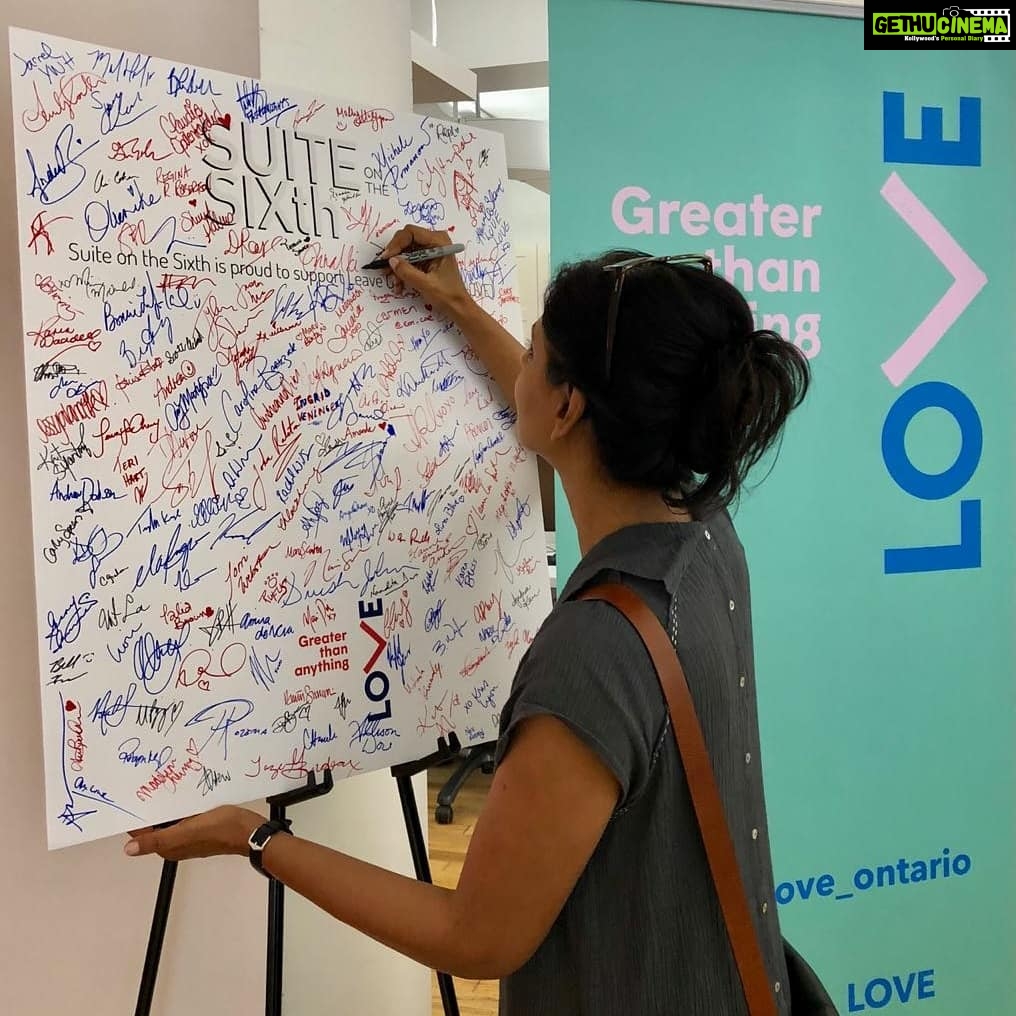 Nandita Das Instagram - Reached Toronto last evening and walked the streets to stay awake. Signed a pledge for love, it said "add voice not violence." Love it! This morning I'll be attending the @TIFF_net #ShareHerJourney rally. Very excited!