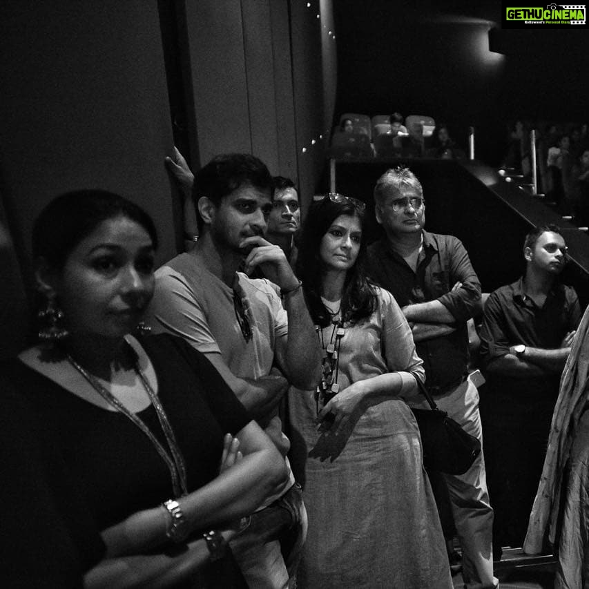 Nandita Das Instagram - First screening in India, that too with cast and crew. The reaction was overwhelming, couldn't have asked for more! @mantofilm @viacom18motionpictures @hp_india #filmstoc #magiciffilms @nawazuddin._siddiqui @rasikadugal @tahirrajbhasin @rajshri_deshpande @gurdasmaanjeeyo @divyadutta25 @itsvijayvarma @shashank.sunny.arora #Manto #MantoFilm #nawazuddinsiddiqui Photos (colour) by @adityavarmaarts Photos (black and white) by @avani.rai