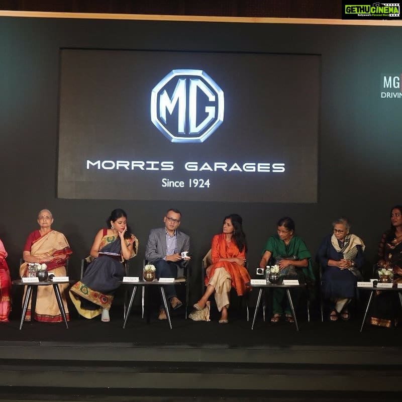 Nandita Das Instagram - Inspiring morning with six grassroot #MGChangemakers! @thebetterindia