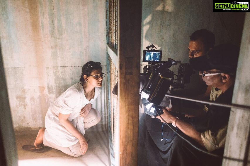 Nandita Das Instagram - In the midst of shoot in Bombay. I can happily call it Bombay, as that is what it was called then! #mantofilm