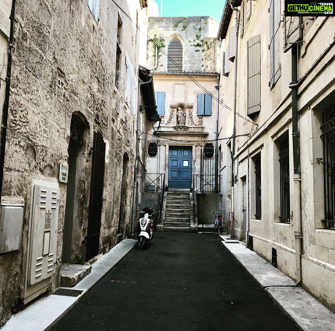 Nandita Das Instagram - Arles is spectacular! History, architecture, food, people... more coming, slowly and surely.@lesnapoleons#arles2018#truth#historicalplace Arles, France
