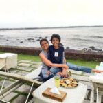 Nandita Das Instagram - A one day holiday by the sea. Pakoda and nimbu pani completes it 😉 Goa, India