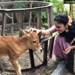 Nandita Swetha Instagram - Jus loved these random pics. Innocence n love💙💚💛🧡❤️💜🖤💞💗💗 #Baby #Kiss #love #Shootmode #Innocence #Amalapuram