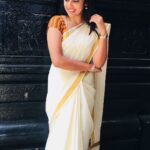 Nandita Swetha Instagram - Little more to add to my gallery. #sareelove #Nofilters #Nomakup #Temple #Marriage #Kerala #Thrissur