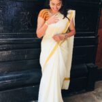 Nandita Swetha Instagram - Little more to add to my gallery. #sareelove #Nofilters #Nomakup #Temple #Marriage #Kerala #Thrissur