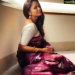 Nandita Swetha Instagram – Being in my comfort outfit 👋👋
,
Wearing @aaru_s_boutique 
.
#mixnmatch #saree #collaboration