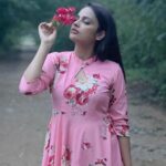 Nandita Swetha Instagram - Pink Pink💕💕 . Wearing @vas_boutique . #floraldress #nature #sunset