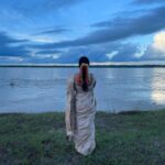 Nandita Swetha Instagram - Badhuku jataka bandi! Vidhi adhara saaheba! : #godavari #lake #nature