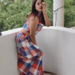 Nandita Swetha Instagram - Ok this is me. Swipe right that also Me😝 . My girl friend clicked @vaishaliikbetala . #globaldesi #phoneclick #poser Bangalore, India