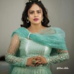 Nandita Swetha Instagram - 🍀🍀🍀 . Outfit by @kalpana_vogeti 📸📸📸 by @ravi_cross_clickx Hairstylist @vadhumakeupstudio Assisted by @thiru_n3 . #dhee14 #telugu #actresslife #lehenga #croptop #wavyhair