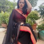 Nandita Swetha Instagram – ❤️🖤
.
.
Saree from @anushashoppingzone 
.
Accessories from @zivara_fashion 
.
#saree #sareelove #sareedraping #redsaree #plant #look #click #instapic #instagram #instafashion #snapchat #branding #collaboration #instagrammer #bangalore #black