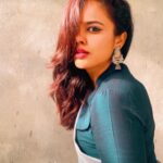 Nandita Swetha Instagram – @hiranya_jewellery_boutique 
.
Lipstick from @bellavoste 
.
.
#saree #blouse #silver #collaboration #click #pic #colouredhair #promotion #homely #piciftheday #nandita #south #actress #southactress #instapic #instagram #instagram