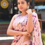 Nandita Swetha Instagram – ‘I do it in my own way’
.

#saree #pinksaree #click #hyderbad #actress #southactress #sareevibe #sareelove #tfi #nanditaswetha #instapic #instagram #instadaily #insta #instalike #hashtags #trending #pictureoftheday #curlyhair #sleeveless #photography #shoot #promotion