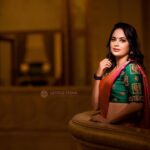 Nandita Swetha Instagram - First time in 🍊 orange-) . The lovleg green blouse & Orange saree from @pretty_fashion_wardrobe . Accessories by @ . Organised by : @wedding.destination.chennai Mua : @laavi_me & Team 💄💄💄 Photography : @george_ferna_photography 📷📷 . #shoot #click #pic #picoftheday #poser #actress #sareelook #orangesaree #blousedesign #curlyhair #event #promotion #southactress #tfi #nanditaswetha #nanditaswethahomely #nanditaswethasaree #fashion #south #homely #instapic #instagram #instagrammer