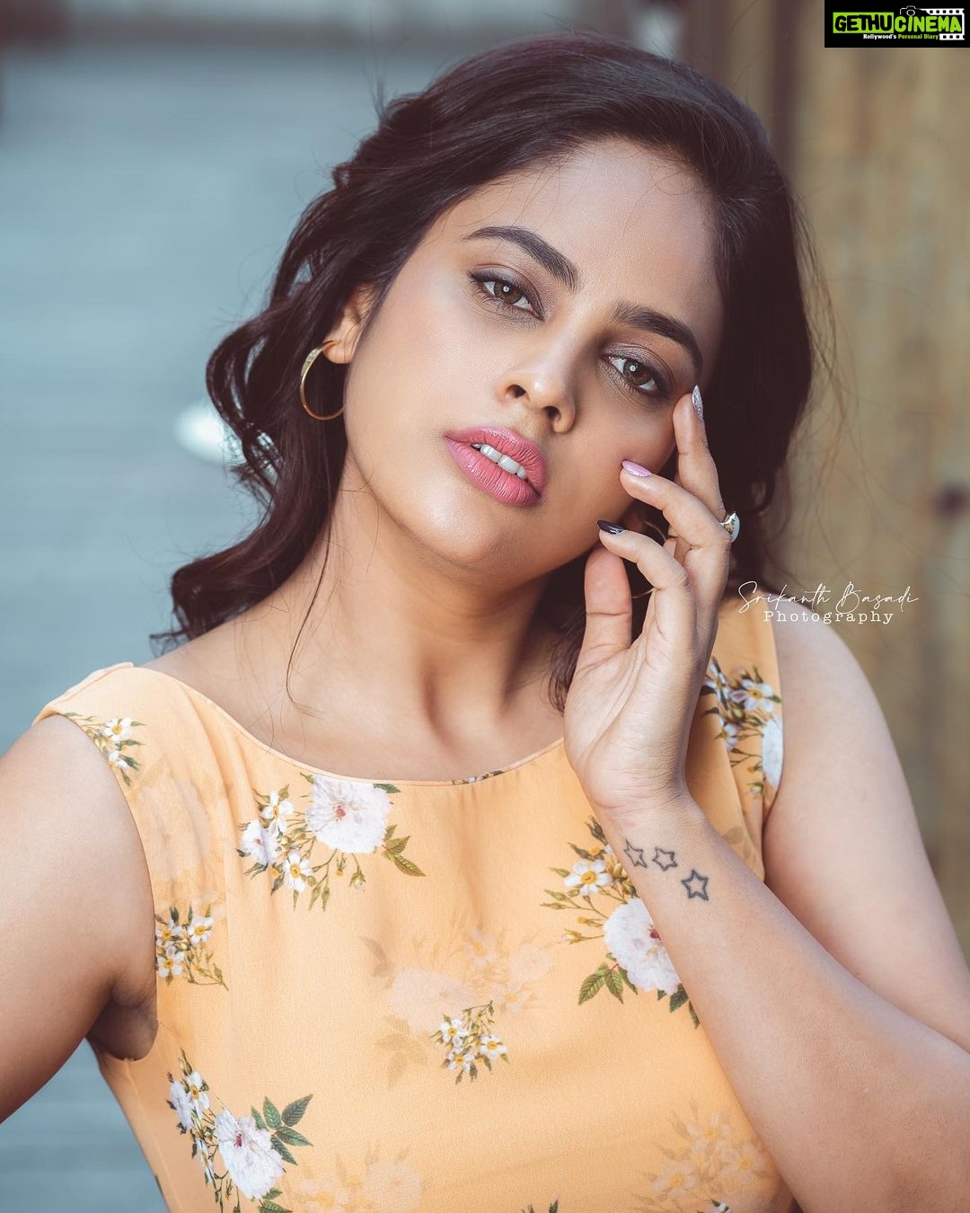 Nandita Swetha Instagram - Styled by: @mounagummadi Label: @stylusdesignerstudio Jewelry: @vibha_creations_collections Nails: @makeupbykrishnaveni Clicks by: @visioneye_photography