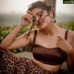 Nandita Swetha Instagram - When the breeze touching me❤️❤️ . . Clicked by @kiransaphotography . Outfit - @reshmakunhi Makeup @snehavij_mua #click #pose #instapic #actress #chennai #promotion #tamil #movierelease #basic #styleinspiration #instapic #instamood