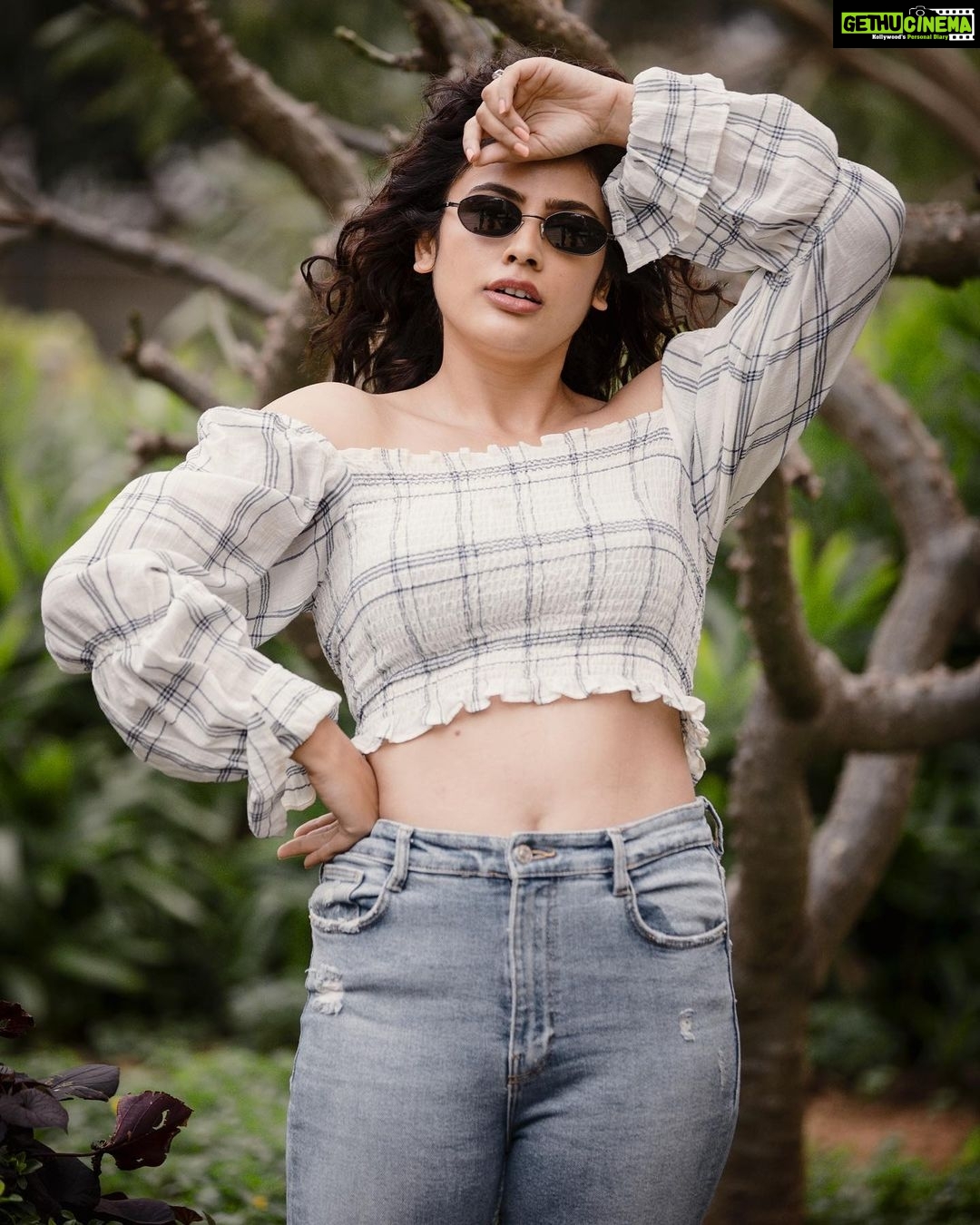 Nandita Swetha Instagram - ‘Every look I bring on myself is the hard work which shows’ . Clicked by @kiransaphotography . #click #poser #posing #photo #photography #pickoftheday #curlyhair #jimmychoo #zara #actress #actor #southactress #chennai #update #instapic #instagram #instagrammer #instadaily #weekend