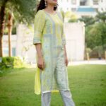 Nandita Swetha Instagram – ‘Looking forward to the brighter side of my life’
Becz I deserve it🦋🦋
.
.
Clicked by @kiransaphotography 
.
.
#homely #look #actor #poser #instagrammer #kurti #green #love #south #chennai #tamilactress #instapic #instagram #instadaily #curlyhair #shorthair #makeup #photographer #outdoorphotography #nanditaswetha
