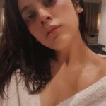 Nandita Swetha Instagram – ‘Glossy’
.
@apple 
.
#look #click #selfie #iphone12promax #iphone #instagrammer #glamour #nomakeuo #wetlook #instapic #tfi #nanditaswetha #wethair