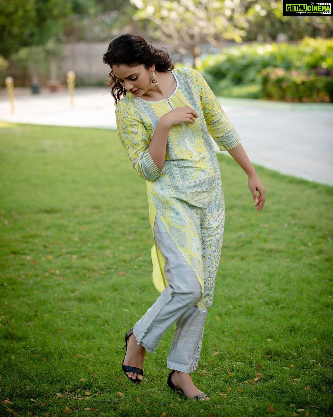 Nandita Swetha Instagram - ‘When a picture looks like candid’ It’s beauty❤️ . Clicked by @kiransaphotography . #homely #kurti #biba #casual #outifit #styled #curlyhair #shorthair #outdoor #kiran #photography #photographer #click #instapic #promotion #eeswaran #tamil #tamilmovie #tamilactress #southactress #chennai #bangalore #hydberabd #instadaily #instagood #instamood #poser #instappst