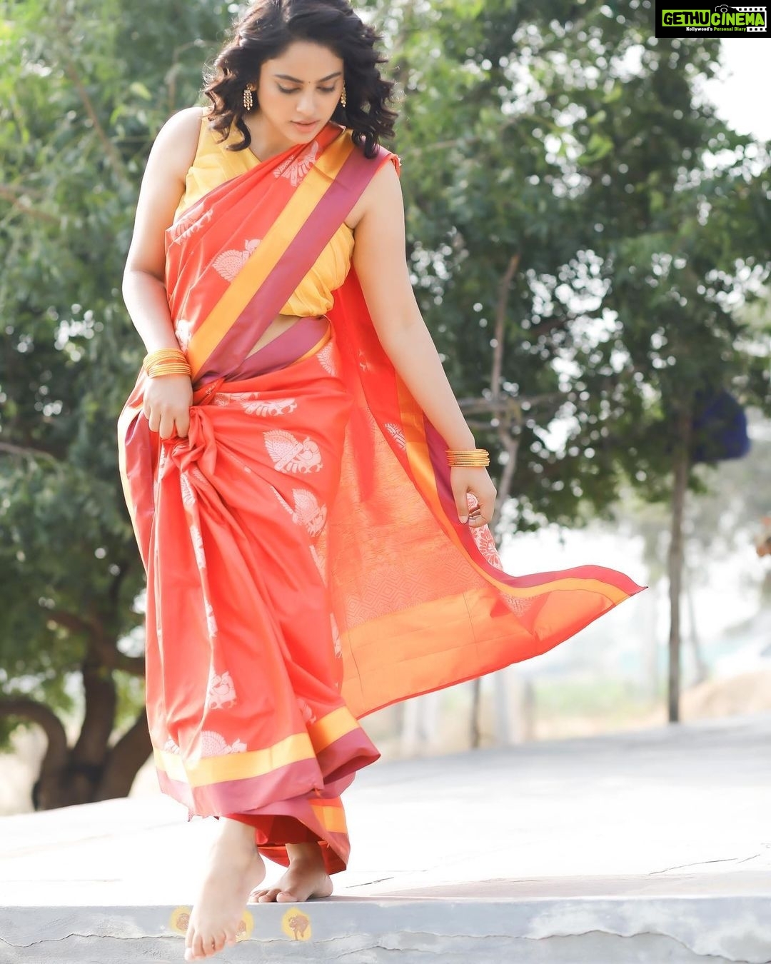 Nandita Swetha Instagram - ‘No need to put an effort to look elegant when I wear a saree’ Wearing @radheyscouture love this saree man! . Clicked by @saichephotography . Makeup by @ . Hairstyle @makeuparunkumar . #sareelove #saree #sareedraping #sareesofinstagram #sareeindia #sareestyle #sareeblousedesigns #sareeaddict #actor #poser #influencer #croptop #mix&match #curlyhair #shorthair #temple #shootdiaries #instapic #instagram #instadaily #instalike #instagirl #hashtag #trending #southgirl #southsaree