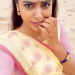 Nandita Swetha Instagram - #mood ❤️❤️❤️ . . #sareelove #shootdiaries #reel #instareel #instagram #instadaily #hashtag #saree
