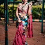 Nandita Swetha Instagram – All about my saree love-)💖💖
.
.
Wearing  @sln_sarees 

Crop top #shien 

Accessories @kesar_art 

Shot by @naveenvcphotography 
.

#sareelove #saree #homely #sareegirl #silk #highpony #outdoor #click #photo #lockdown2020 #staysafe #bangalore #south #actress #actor #nanditaswetha