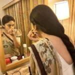 Nandita Swetha Instagram – ‘Me & Myself’
.
.
#homely #look #longhair #halfsaree #mirror #click #instagram #instapic