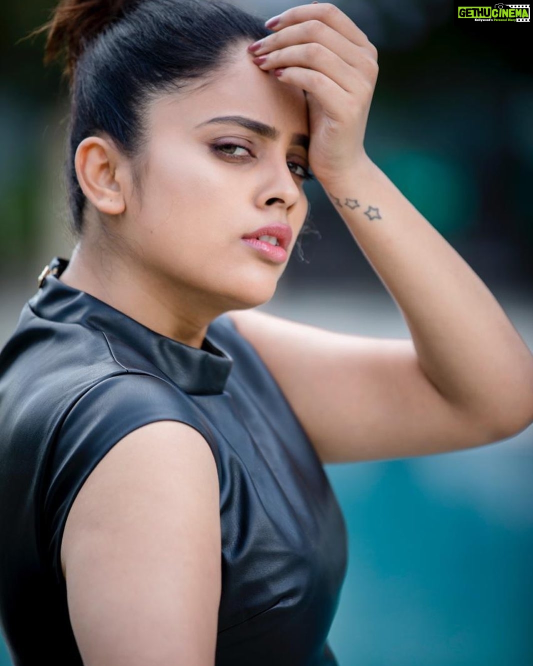 Nandita Swetha Instagram - Let’s chat. Drop your question in comment box-) . . #chat #click #comment #instagram #active #instaquestions #black #click #pose