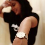 Nandita Swetha Instagram – Celebrate this Black Friday with @danielwellington 🖤 Get selected watches at a 50% off on and also use my code SNANDITA to get an additional 15% off when you buy from the website. #DanielWellington

 

@danielwellington #danielwellington #watch #collection2020 #watches #watchesofinstagram #watchessentials #collaboration #influencermarketing #influencerstyle #influencers #black #casuals #lookbook #click #camera #photography #shootmode #instapic #mondaymood #mondayvibes #promotion #instatrend